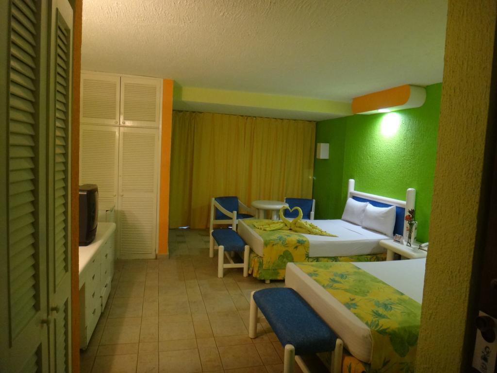 Solymar Beach Condos Cancún Eksteriør bilde